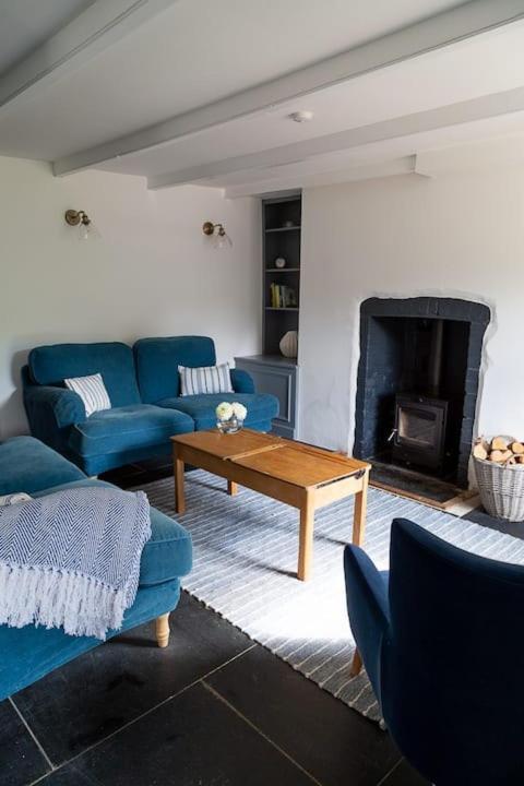 Charlestown Cottage, Woodburner, Gardens & Parking Dış mekan fotoğraf